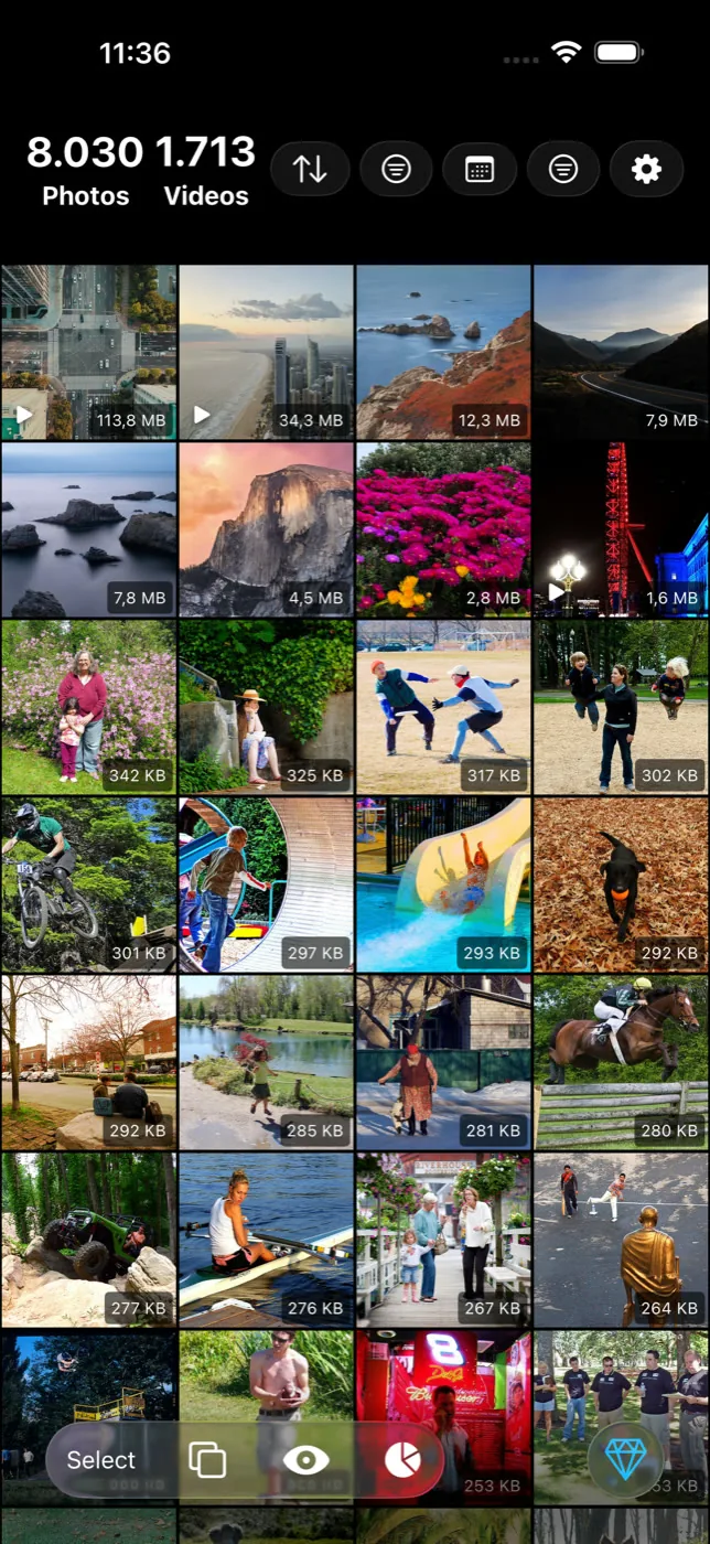 Tampilan grid galeri Slean dalam mode gelap dengan jumlah foto dan video.